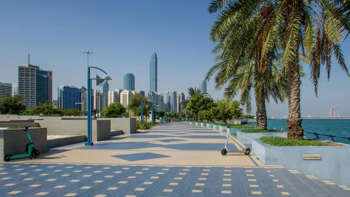 Al Raha Beach — 4