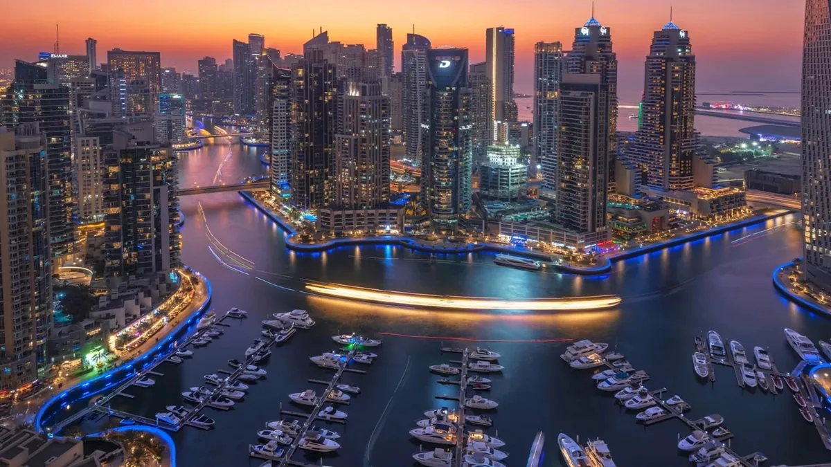 Dubai Marina — 4